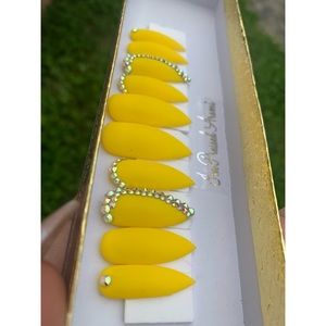 Lemonade Press On Nails